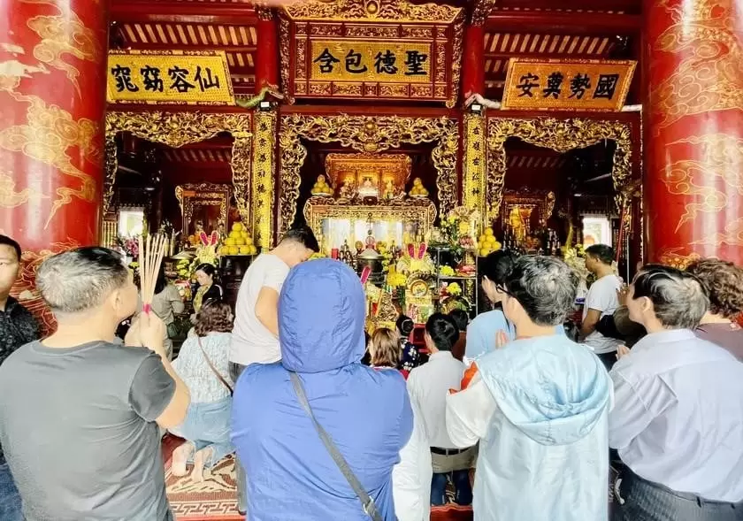 Văn Khấn Quan Hoàng Mười