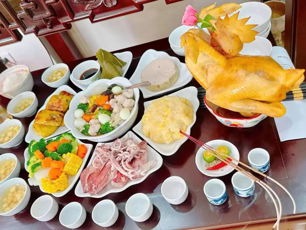 Dịch Vụ Đặt Mâm Cúng Tất Niên Trọn Gói Tại Quận 1 – VIFOOD | Giao Tận Nơi – Đúng Lễ – Giá Hợp Lý