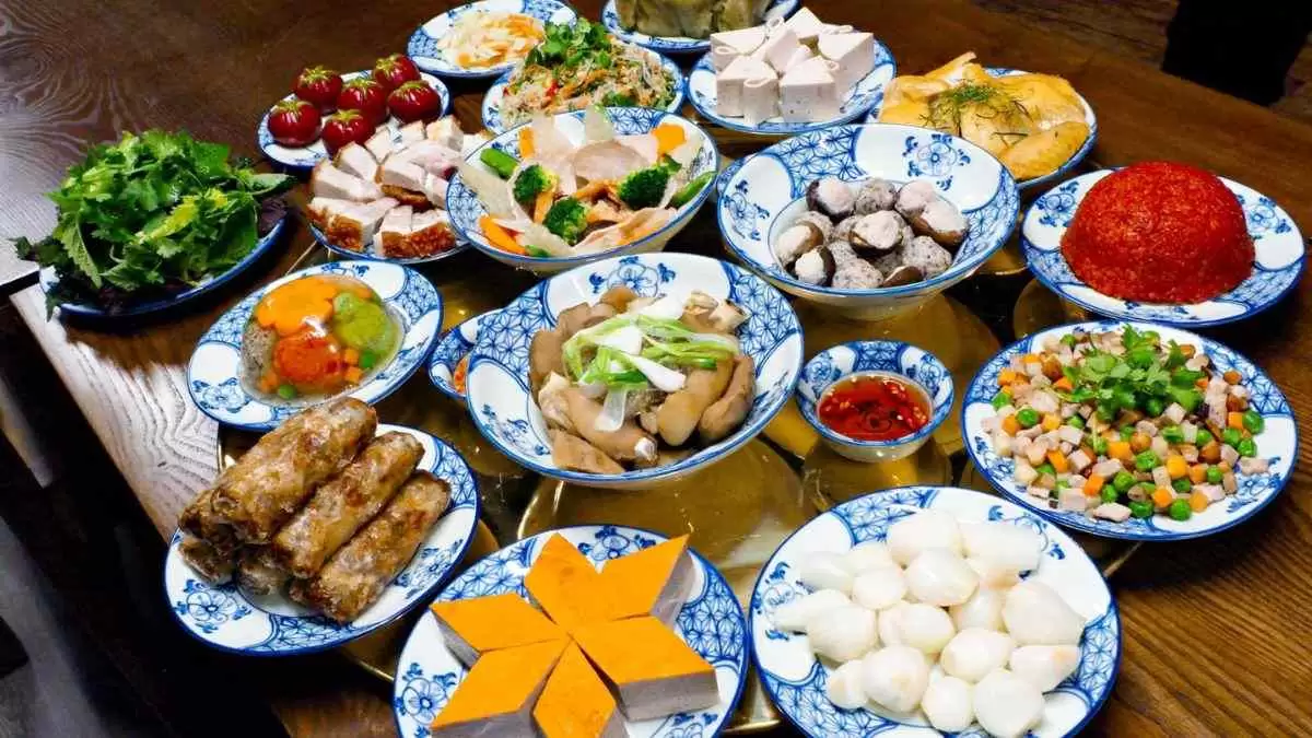 Dịch Vụ Mâm Cúng Mùng 1 Trọn Gói Tại Quận 1 – VIFOOD | Giao Nhanh – Đủ Lễ – Đúng Giờ