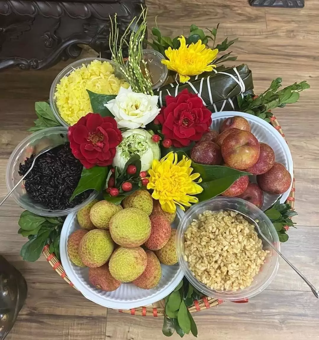 Dịch Vụ Mâm Cúng Tết Đoan Ngọ Trọn Gói Tại Quận 1 – VIFOOD | Giao Tận Nơi – Đúng Lễ – Trọn Tâm Linh