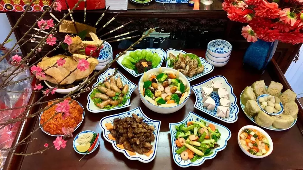 Đặt Mâm Cúng Giao Thừa Trọn Gói Tại Quận 1 – VIFOOD | Trọn Vẹn Lễ Nghĩa – Đón Tết Bình An